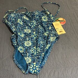 Blue Patterned women’s Swimwear size 14, New with tags